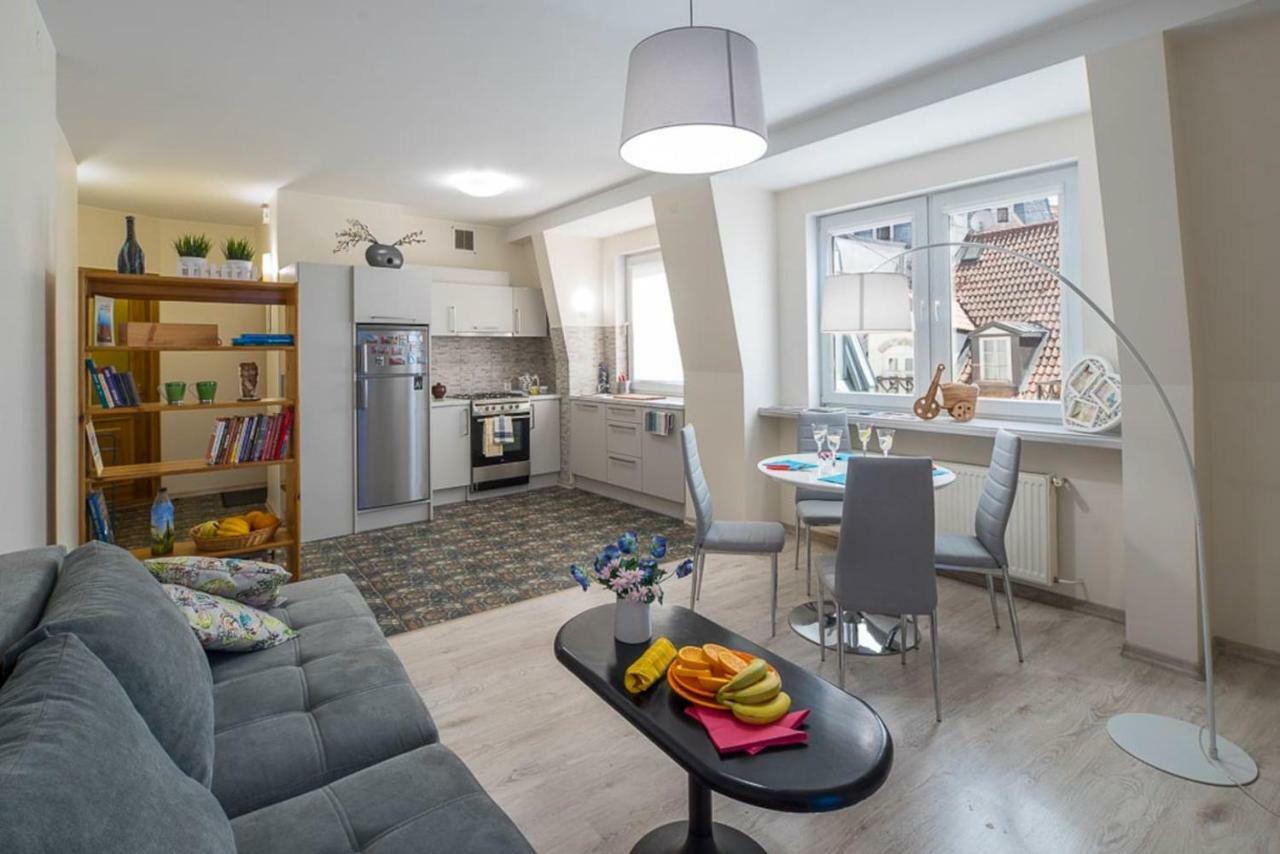 Riga Old Town Souvenir Apartment ภายนอก รูปภาพ